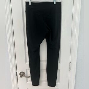 Nike women’s black dri fit leggings size medium